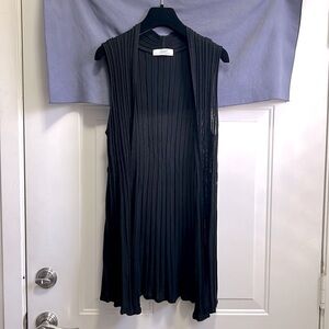 🖤Crocodile brand Knit sleeveless Open front vest/cardigan